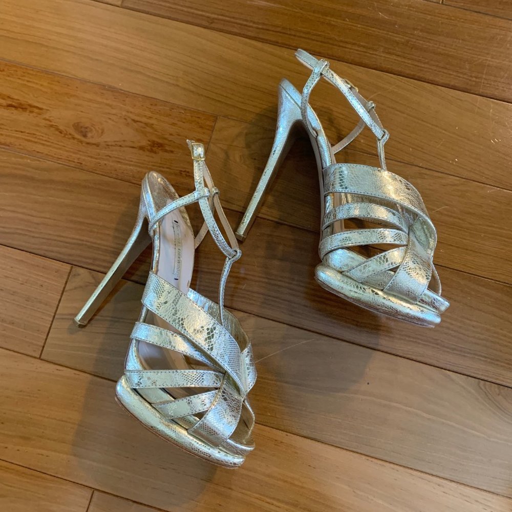 Nicholas Kirkwood Metallic Embossed Leather Pumps